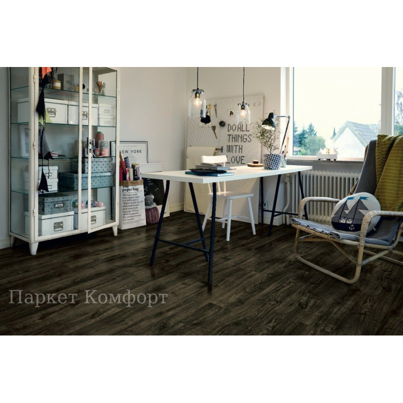 Виниловый ламинат Pergo MODERN PLANK CLICK Дуб Сити-черный